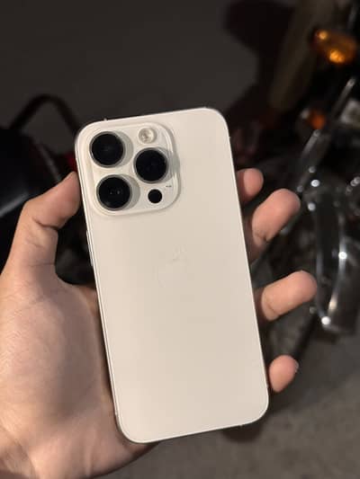 iPhone 15 Pro Simlock (JV) 128GB With Box