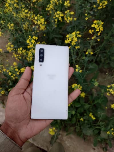 aquos f52 8/128 non pta