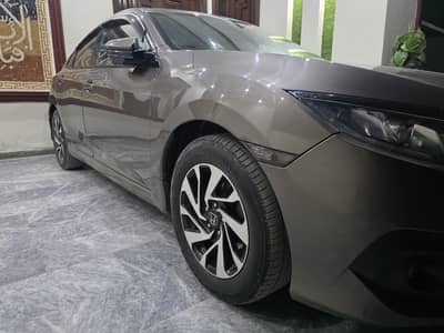 Honda civic 2017 UG lush Condition