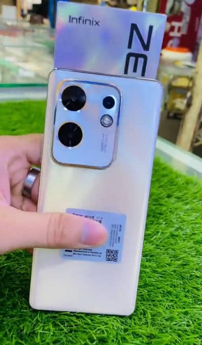 infinix Zero 30 8+8 GB Ram 256 GB Memory WhatsApp number 03092665248/