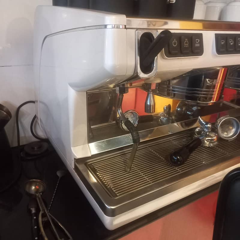 coffee machine & grander machine 0