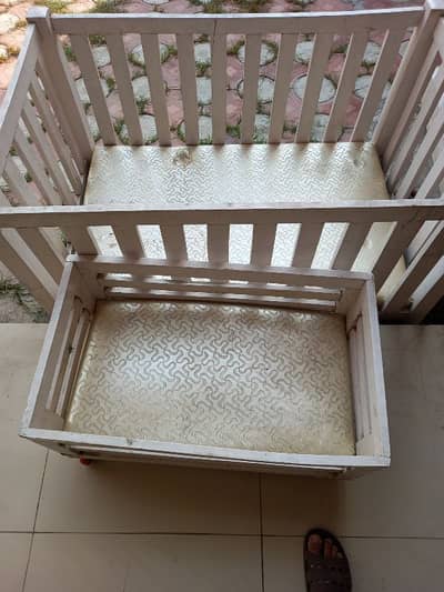 Baby cot for sale 2 in 1