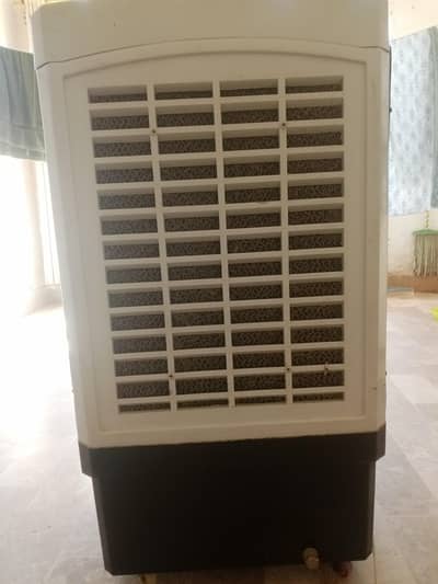 plastic body good and new condition all things good work