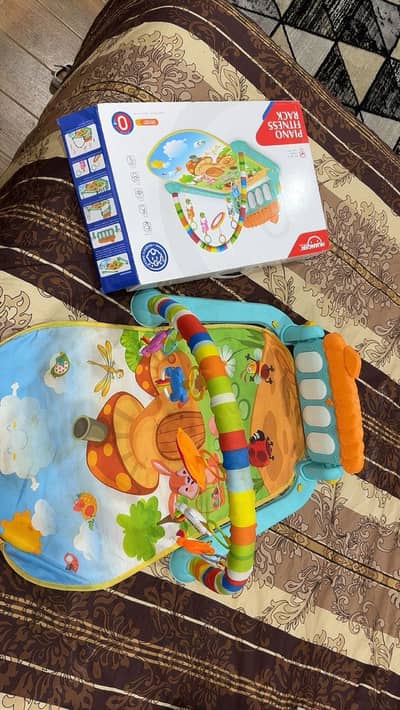 Baby play mat in excellent condtion