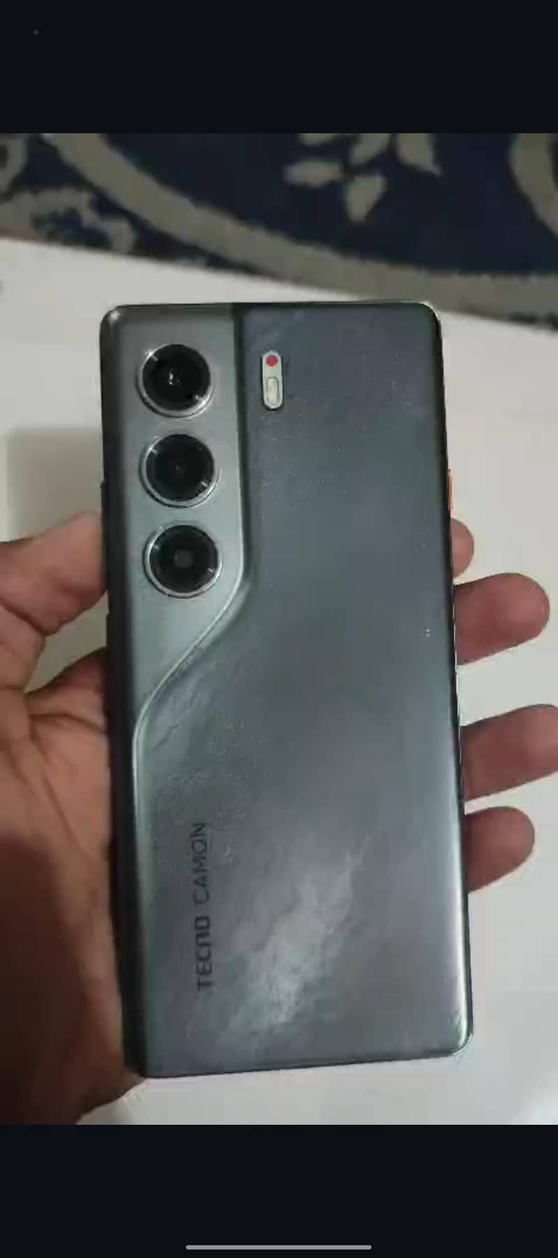 Techno camon 40 pro 0