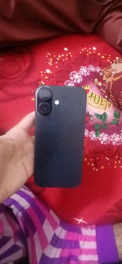 Apple iPhone 16 matte blaack 128 gb 94 battery