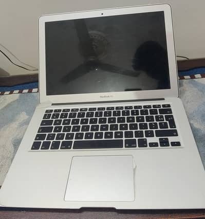 MacBook Air 2015 for Sale (128GB SSD) – Good Condition