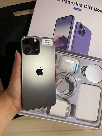 i Phone 8plus, 11,12,13,14,15 pro max on instalment Whatsap 3062623924