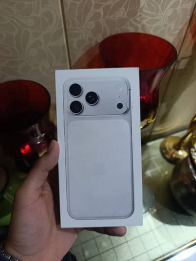 iphone 17 pro max box pack