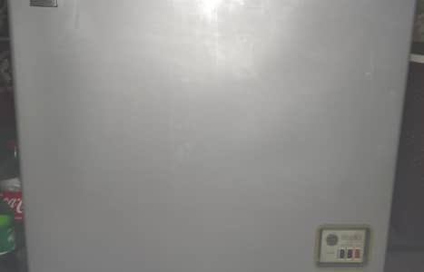 D Freezer scrap urgent sale