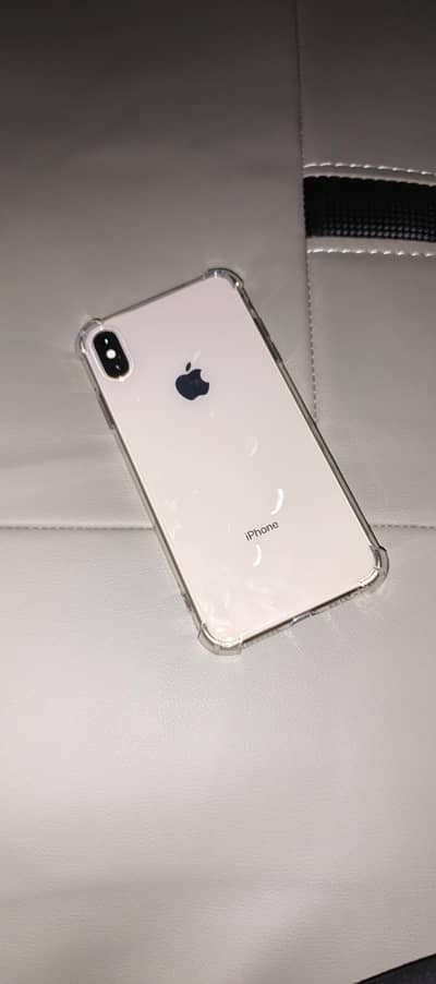 iPhone Xsmax 512 Gb 100% battery health (not changed)