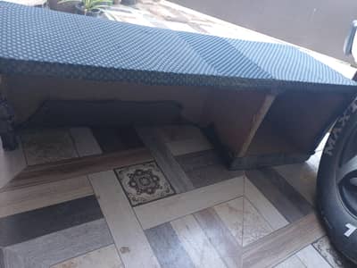 4 bench for carry bolan urgent sell for school shift