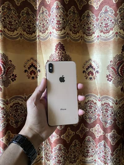 iPhone Xs Max Contact No 03235861880