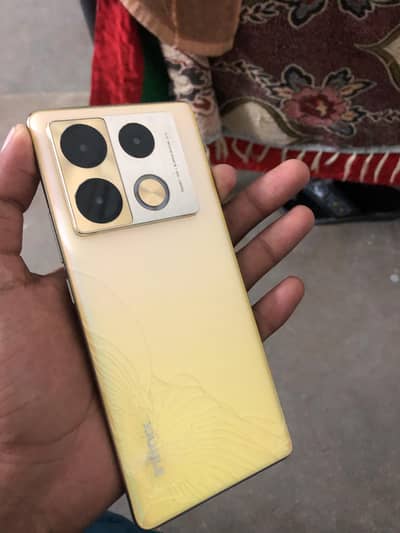 infinix note 40 pro selliing