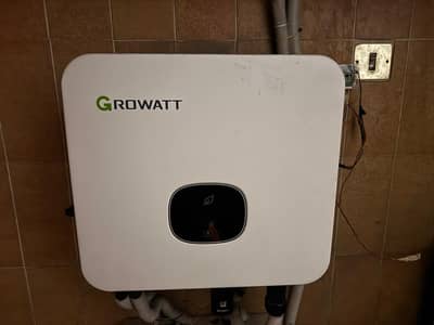 Growwatt 10kva inverter just like brand new with warranty seal