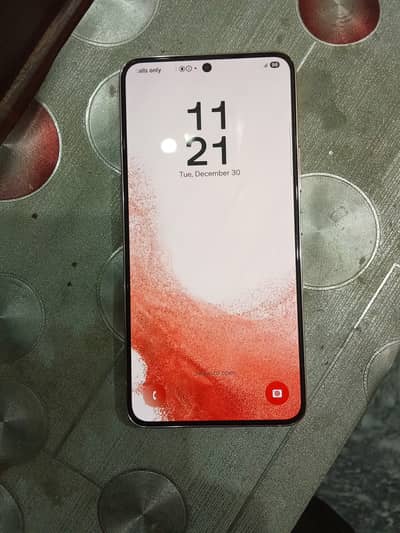 Samsung Mobile S22 Plus