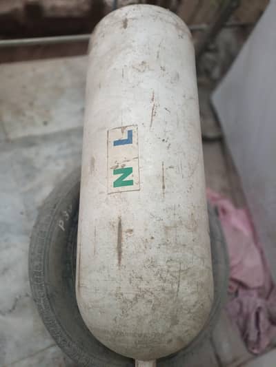 CNG Tank And auto kiyt