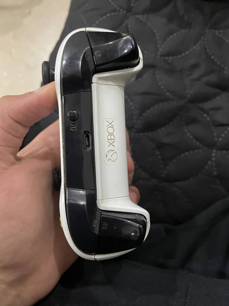 Xbox one/series Bluetooth controller 2