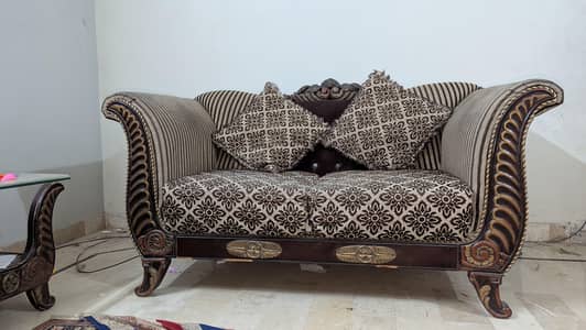 7 Seater Sofa Set for Sale (Good Condition)