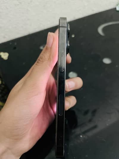 Iphone 13 pro FACTORY UNLOCK