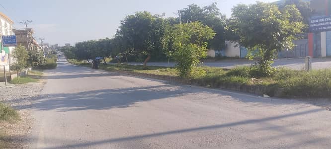 7 MARLA MAIN DOUBLE RD CORNER