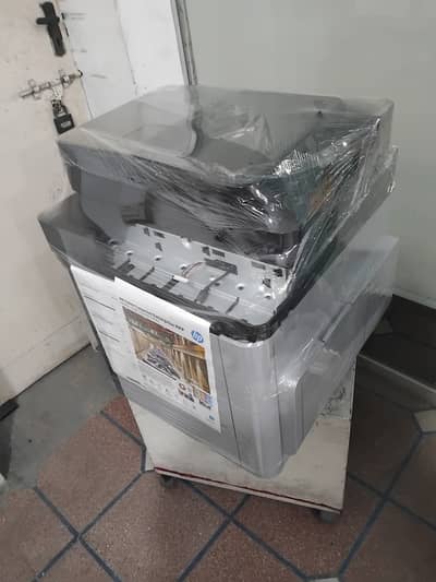 HP Color LaserJet Enterprise MFP M680.