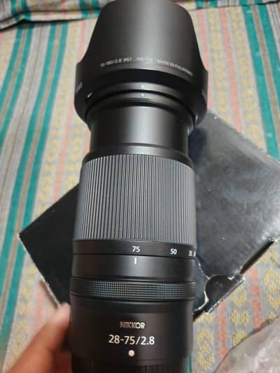 nikon z 28 75 f2.8 10 by 10