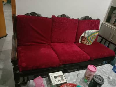 goode condition sofa