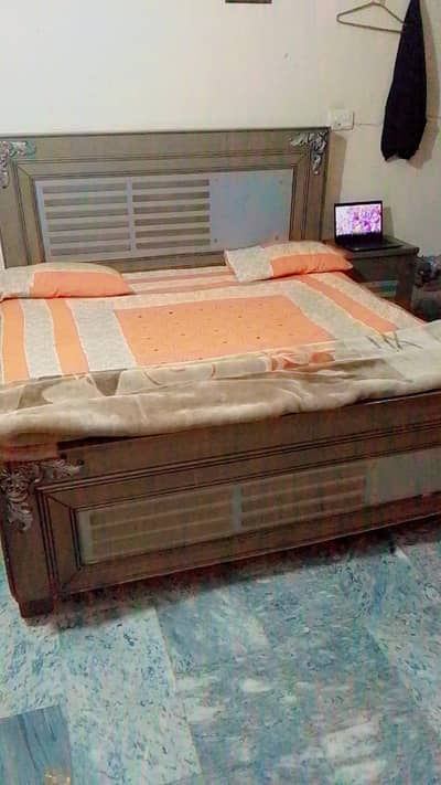 King Size Bed For Sale