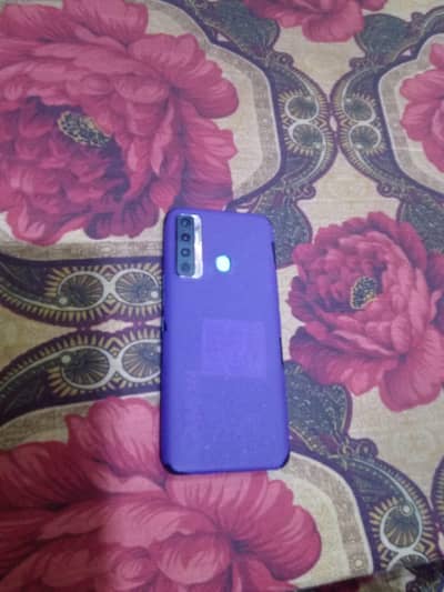 Tecno Camon 17