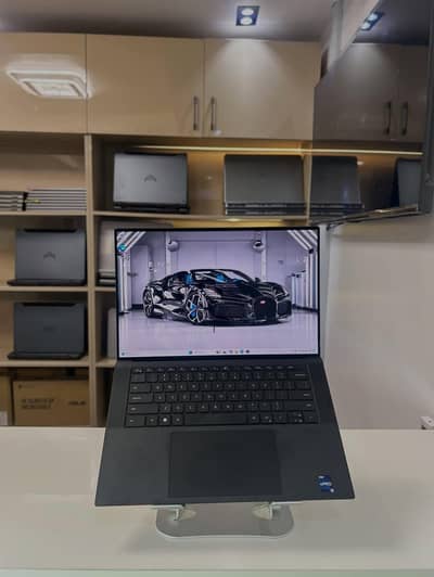 Dell Precision 5770 Workstation i7 12th gen 32gb ddr5 ram 512gb nvme