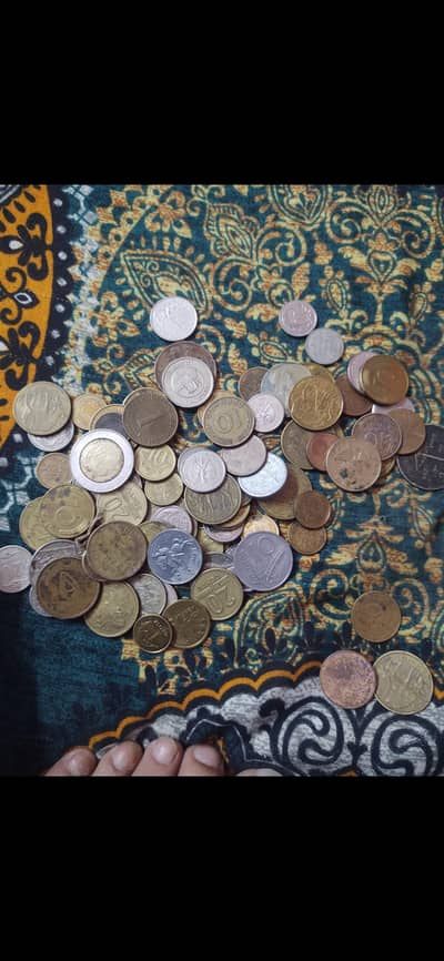 lot of 80 coins mix coins in reasonable price.