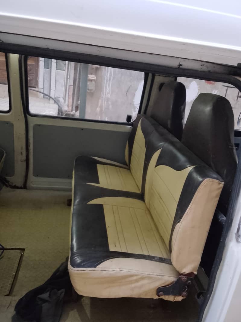 سوزوکی ہائی روف ماڈل 2006 3