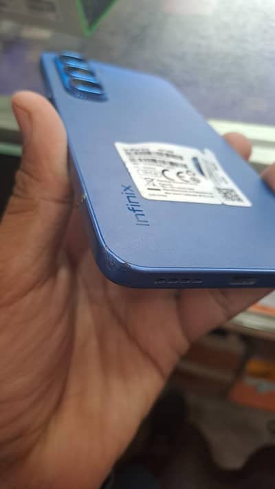 Infinix hot 60i 6/128 urgent for sale  10 month warranty