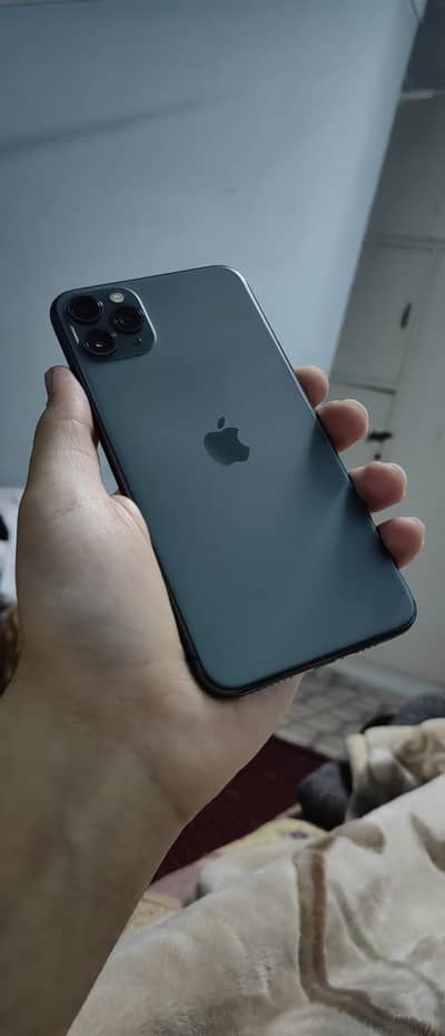 Iphone 11 Pro Max 256 Approved.