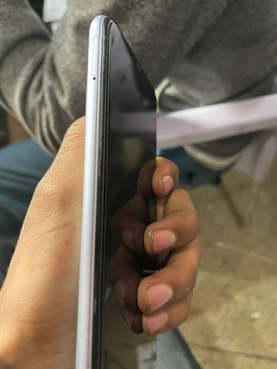 Vivo y 20 4 64 with box