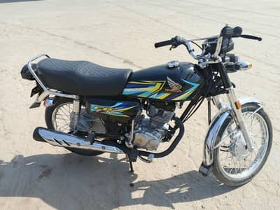 Honda 125 brand new bike h 25 / 26 h one hand use h good condition