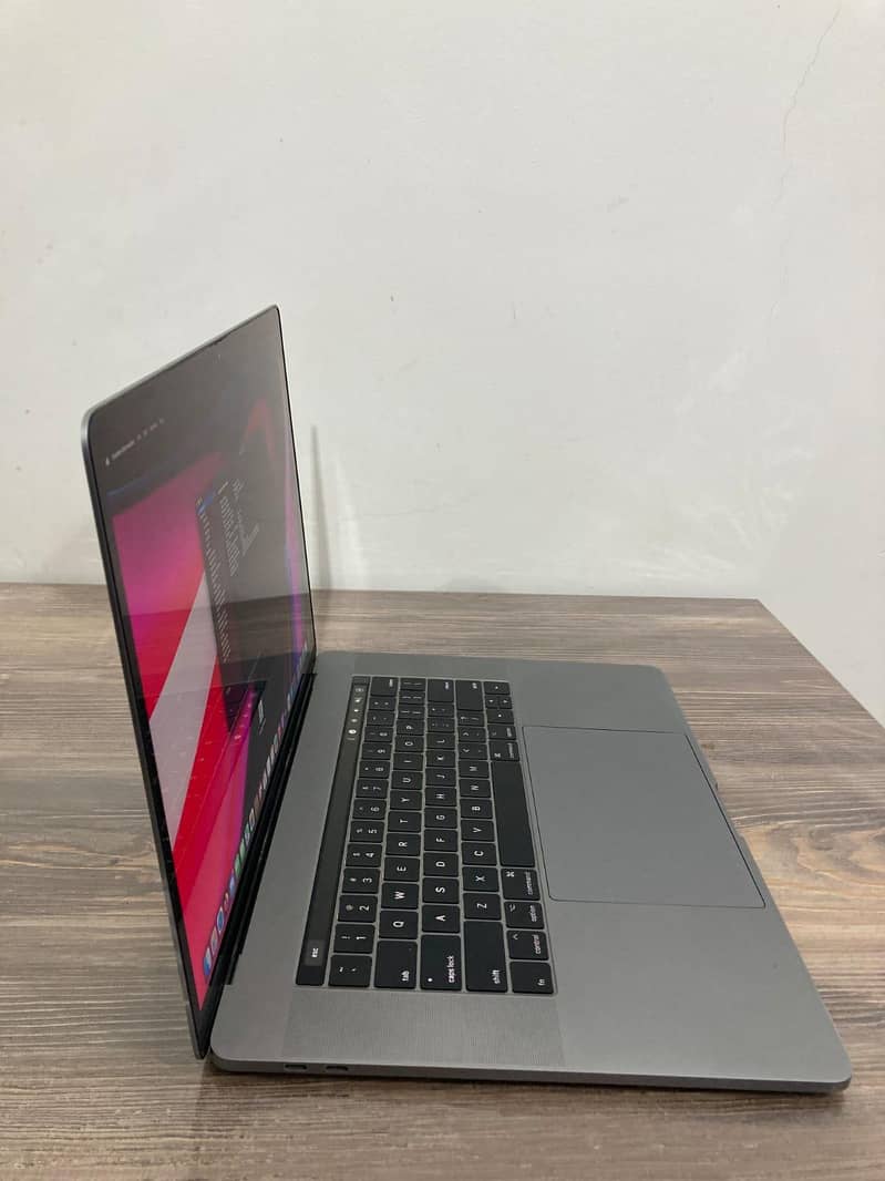 Apple MacBook pro 4