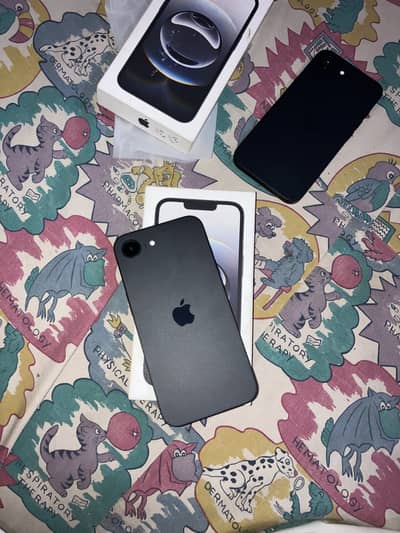 iPhone 16e with box 128gb jv