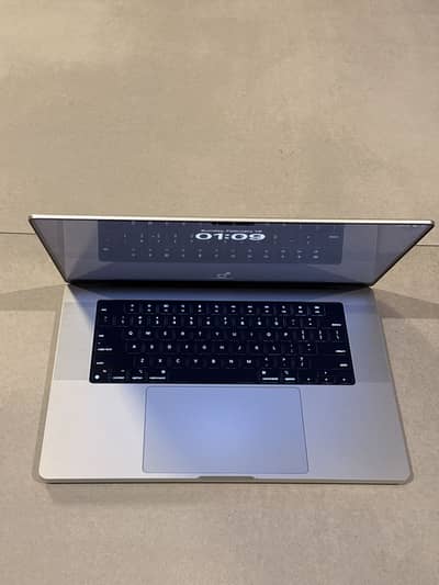 Apple macbook pro M1 pro 2021 16inches
