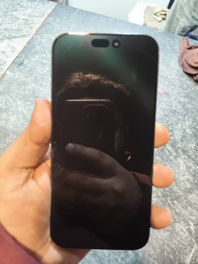 16 Pro max non pta 10/10 factory unlock black colour