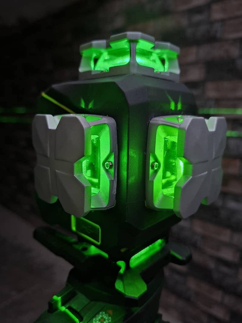 Laser Level 16 Line Bluetooth Version 1