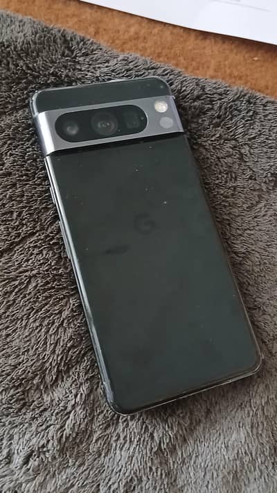 Google Pixel 8 Pro 12/128 Black – Like New – Warranty – Urgent Sale