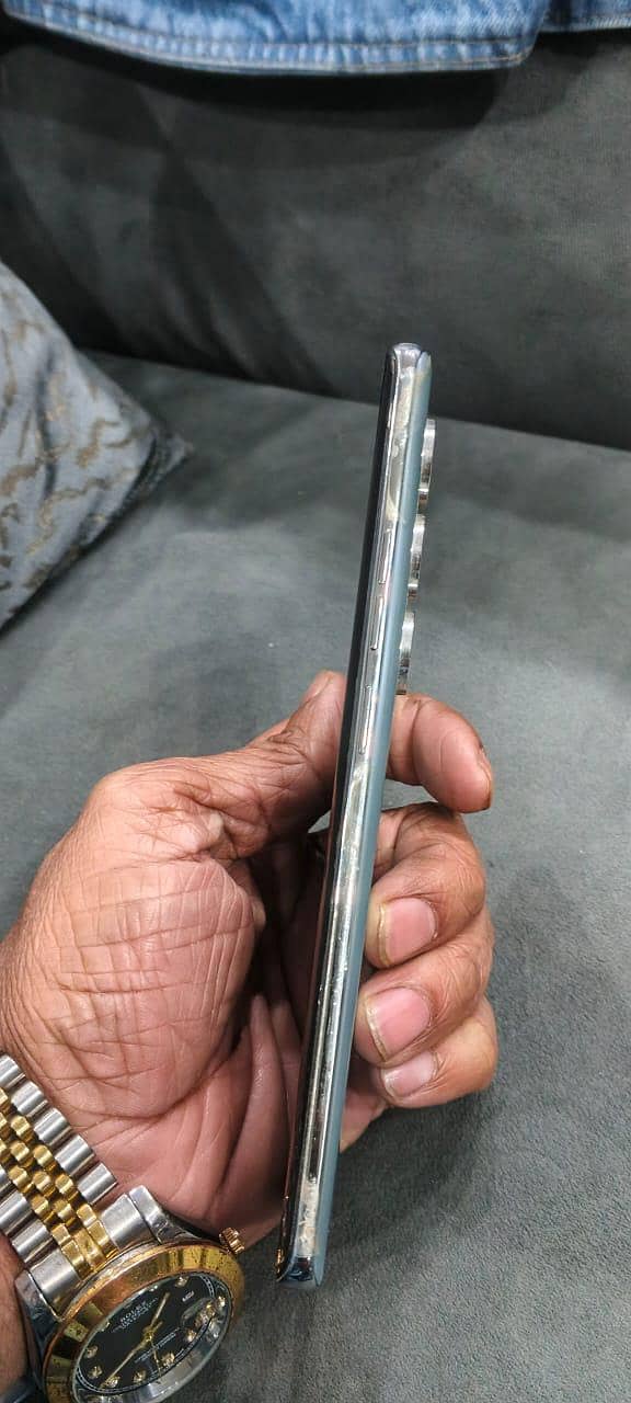 Techno Camon 40 Pro 2