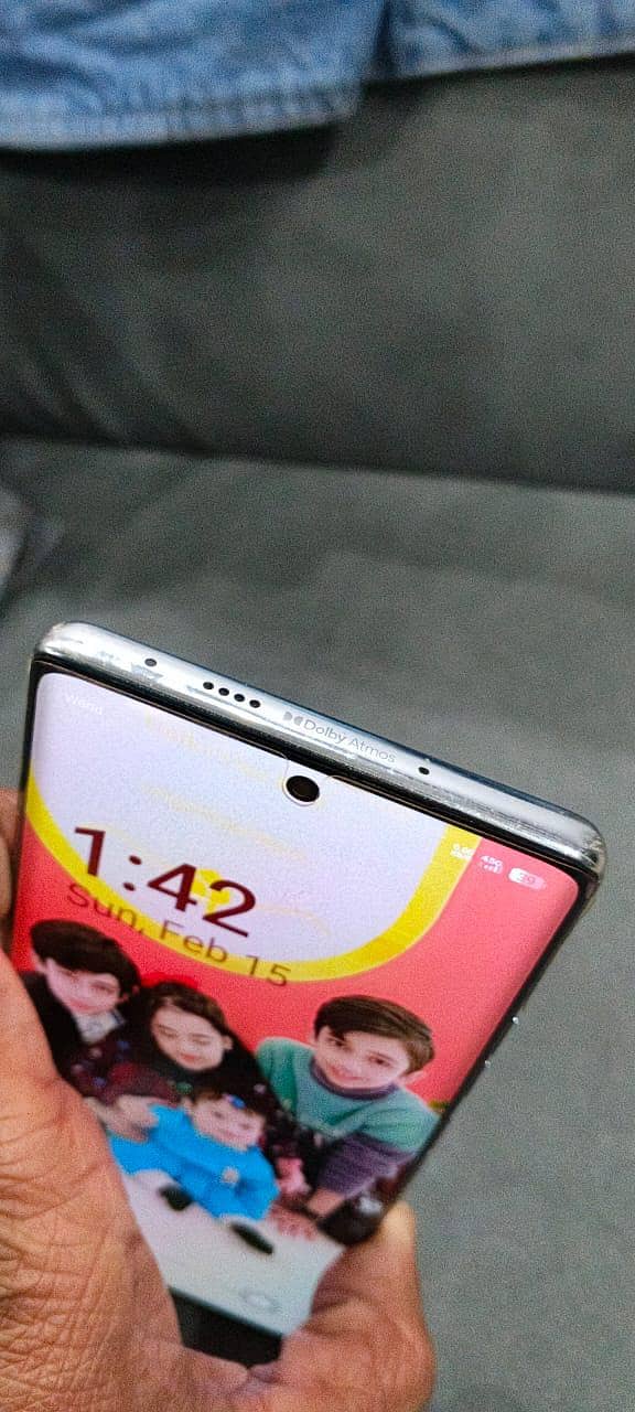 Techno Camon 40 Pro 6