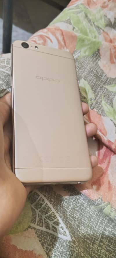 OPPO A57 10/10