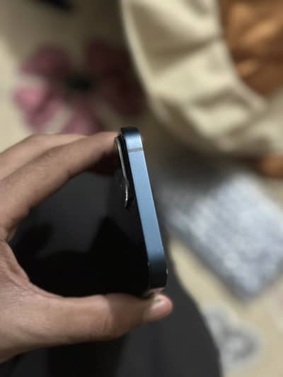 iPhone 13 2 ha Dono hi iCloud wala h