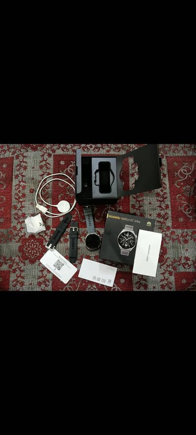 Huawei Watch GT3 Pro 10/10 Excellent Condition