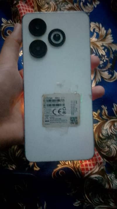 Infinix smart 8 4+4/64