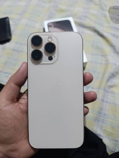 iPhone 16 Pro Max JV